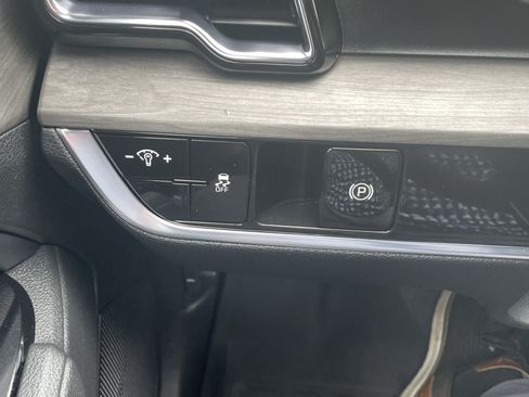 Used 2023 Kia Sportage X-Line AWD/4WD image 14