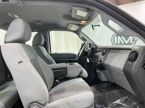 Used 2013 Ford F250 XL w/ PWR Equipment Group AWD/4WD image 26