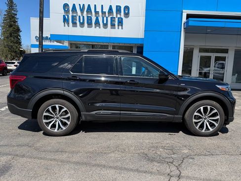 Used 2024 Ford Explorer ST-Line w/ Class IV Trailer Tow Package AWD/4WD image 4
