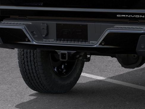 New 2026 GMC Canyon Denali image 15
