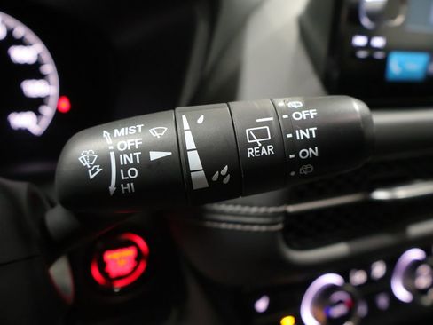 Used 2024 Honda HR-V EX-L image 39