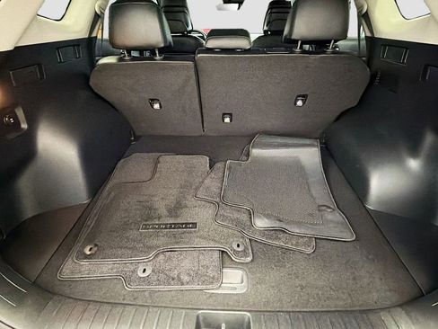 Used 2023 Kia Sportage EX image 27