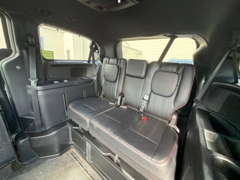 Used 2014 Dodge Grand Caravan R/T w/ Safety Sphere Group FWD image 12