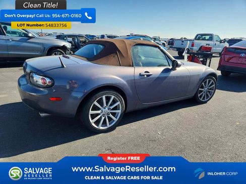 Used 2006 MAZDA MX-5 Miata Grand Touring w/ Premium Pkg RWD image 4