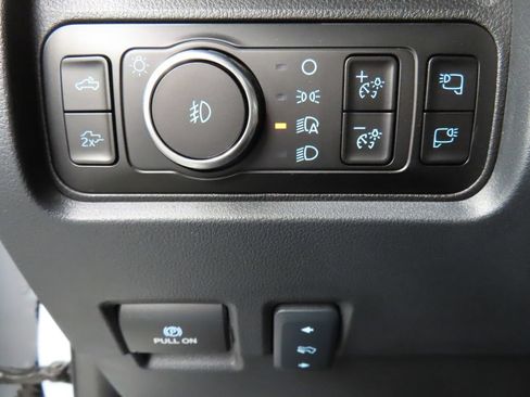 Used 2026 Ford F350 Lariat AWD/4WD image 62
