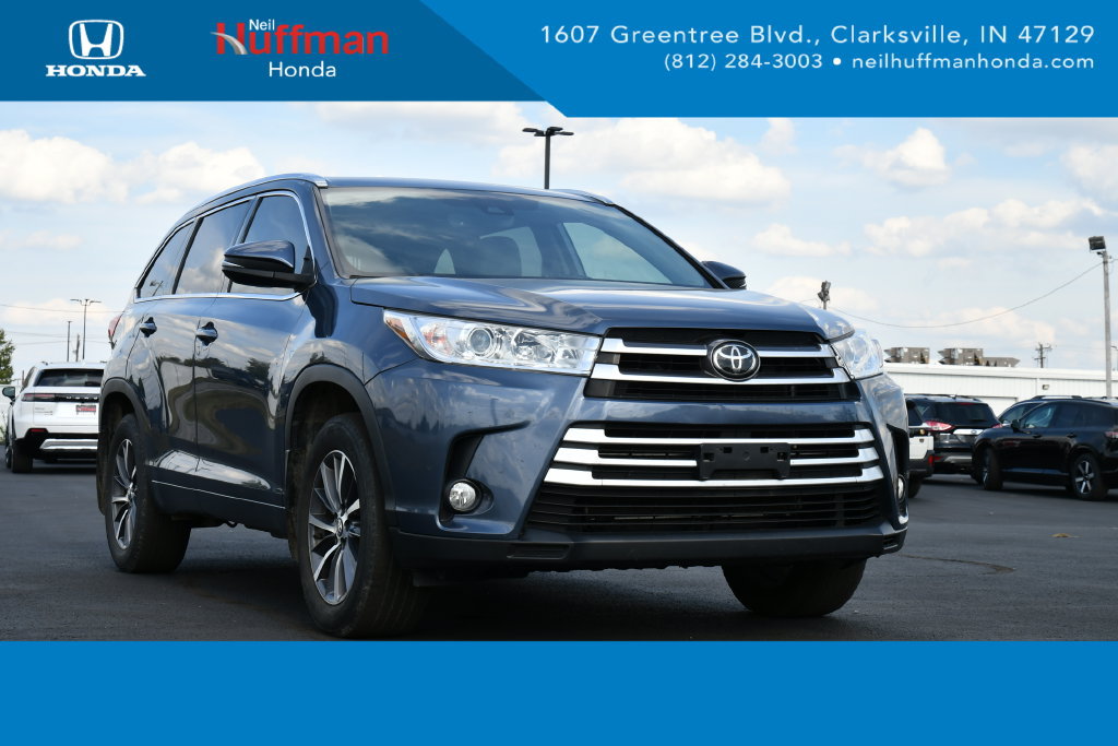 Used 2018 Toyota Highlander XLE AWD/4WD image 1