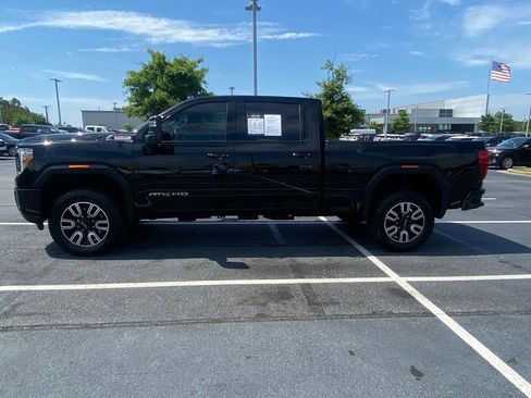 Used 2023 GMC Sierra 2500 AT4 w/ AT4 Preferred Package AWD/4WD image 4
