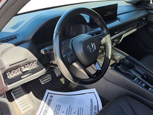 Used 2023 Honda Accord Sport image 19