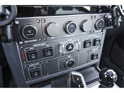 Used 2025 INEOS Grenadier Fieldmaster Edition image 25