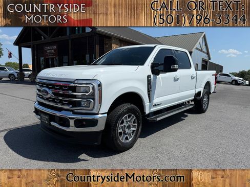 Used 2025 Ford F250 Lariat AWD/4WD image 1