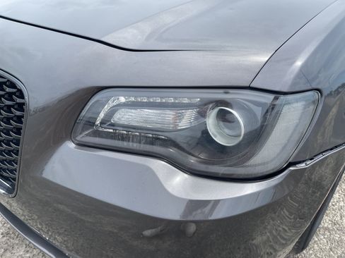 Used 2020 Chrysler 300 S RWD image 10