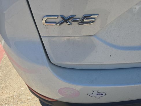 Used 2019 MAZDA CX-5 Touring FWD image 7