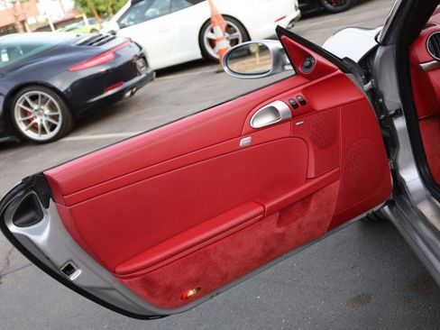 Used 2008 Porsche Boxster RS 60 Spyder RWD image 21
