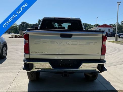 Used 2022 Chevrolet Silverado 2500 LT w/ All Star Edition AWD/4WD image 3
