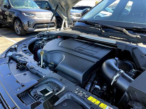 New 2026 Land Rover Range Rover Evoque Dynamic SE image 32