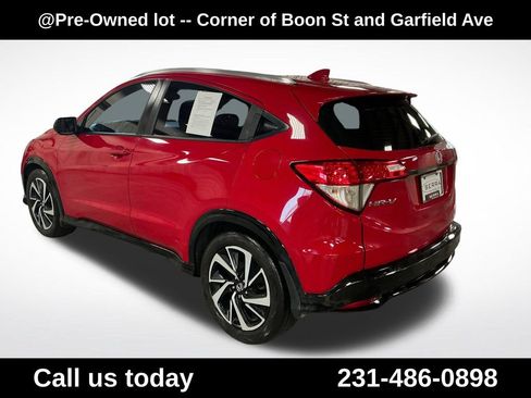 Used 2020 Honda HR-V Sport image 3