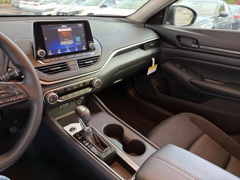 Certified 2025 Nissan Altima 2.5 S image 22