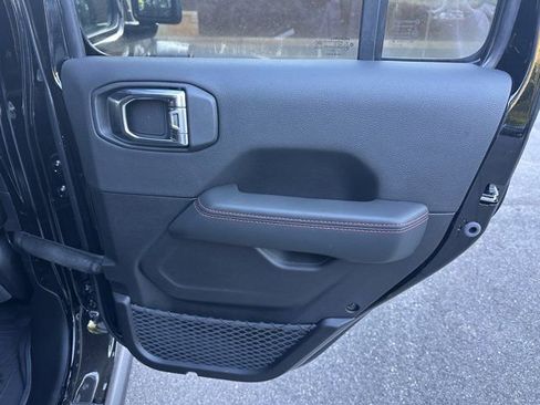 New 2026 Jeep Wrangler Unlimited Rubicon image 16