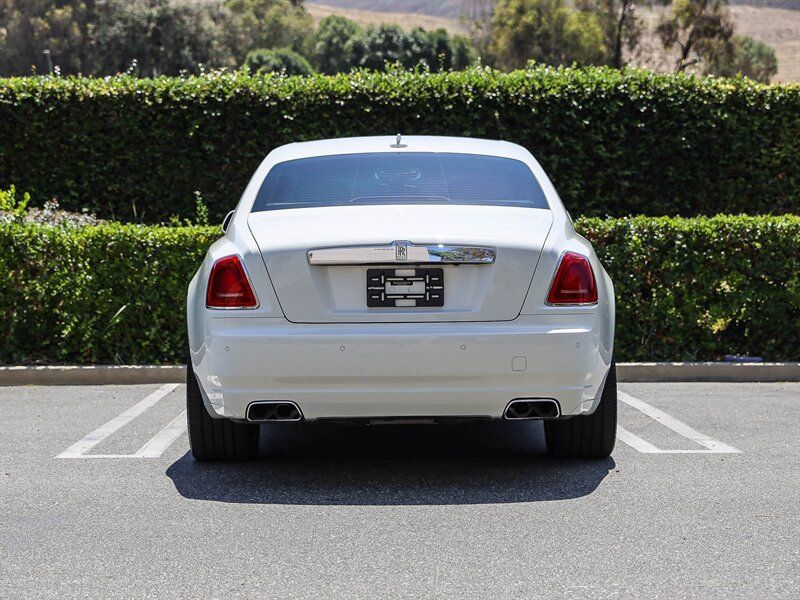 Used 2012 Rolls-Royce Ghost Extended Wheelbase RWD image 6