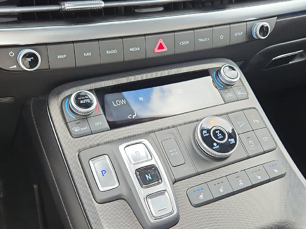 Used 2025 Hyundai Palisade Calligraphy AWD/4WD image 16