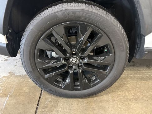 Certified 2025 Toyota RAV4 XLE Premium FWD image 32
