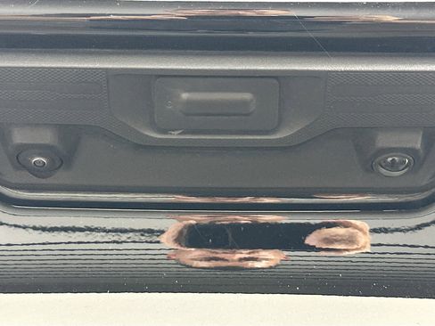 Used 2023 Chevrolet Silverado 1500 LT AWD/4WD image 29