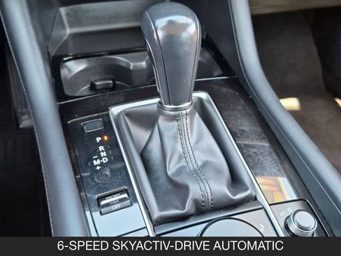 Used 2024 MAZDA MAZDA3 s FWD image 20
