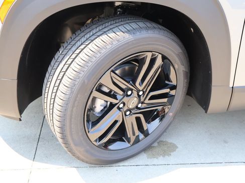 New 2026 Chevrolet TrailBlazer LT w/ Convenience Package AWD/4WD image 37