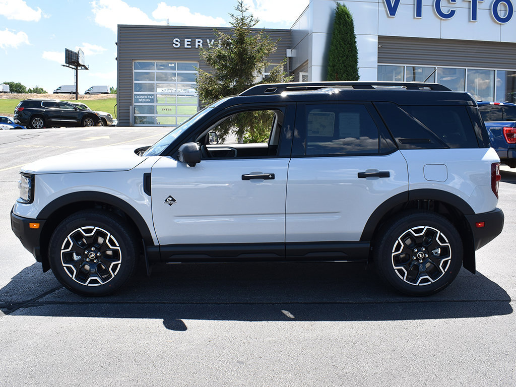 New 2026 Ford Bronco Sport Outer Banks w/ Outer Banks Tech Package+ AWD/4WD image 2