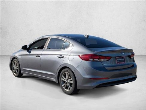 Used 2018 Hyundai Elantra SEL FWD image 7