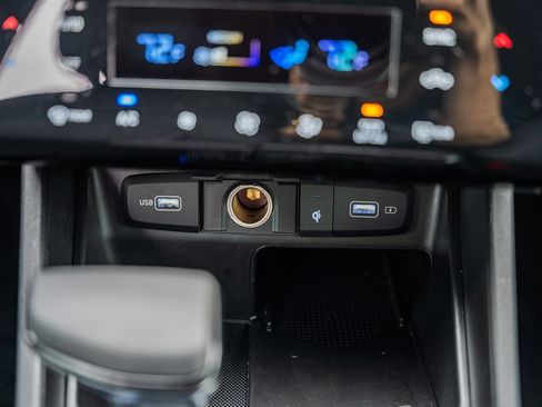 Used 2024 Hyundai Santa Cruz Night image 32