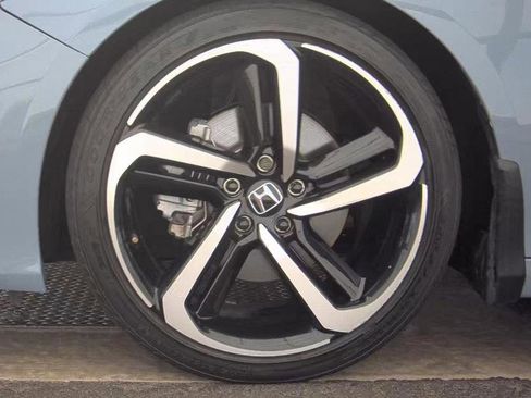 Used 2022 Honda Accord Sport image 9