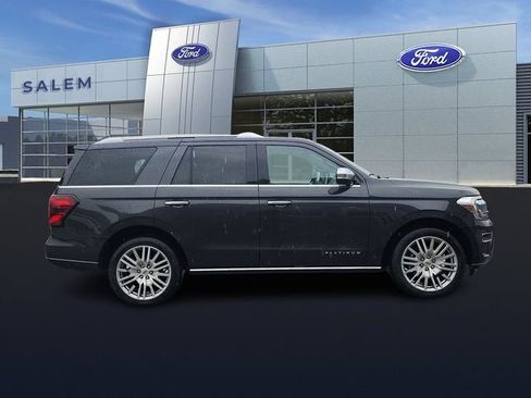 Certified 2023 Ford Expedition Platinum AWD/4WD image 2