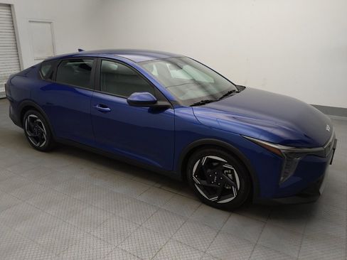 Used 2025 Kia K4 EX FWD image 11