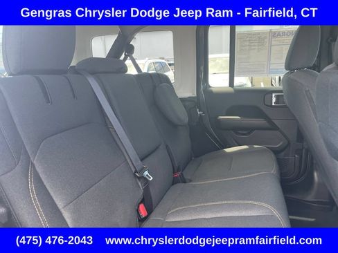 Certified 2025 Jeep Wrangler Unlimited Sahara AWD/4WD image 22