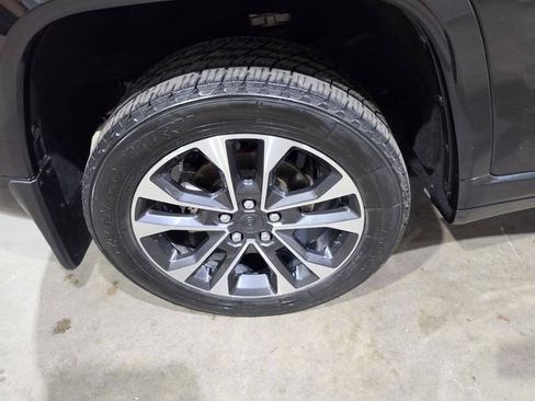 Used 2022 Jeep Grand Cherokee Overland w/ Adv Protech Group III AWD/4WD image 21