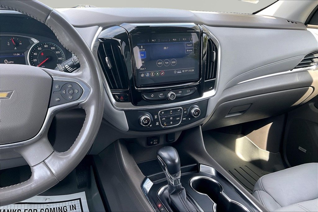 Used 2021 Chevrolet Traverse LT w/ LT Premium Package AWD/4WD image 10