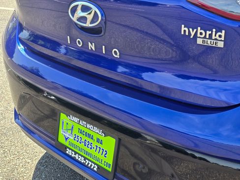 Used 2019 Hyundai Ioniq Blue FWD image 15