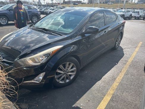Used 2016 Hyundai Elantra SE w/ Option Group 02 image 3