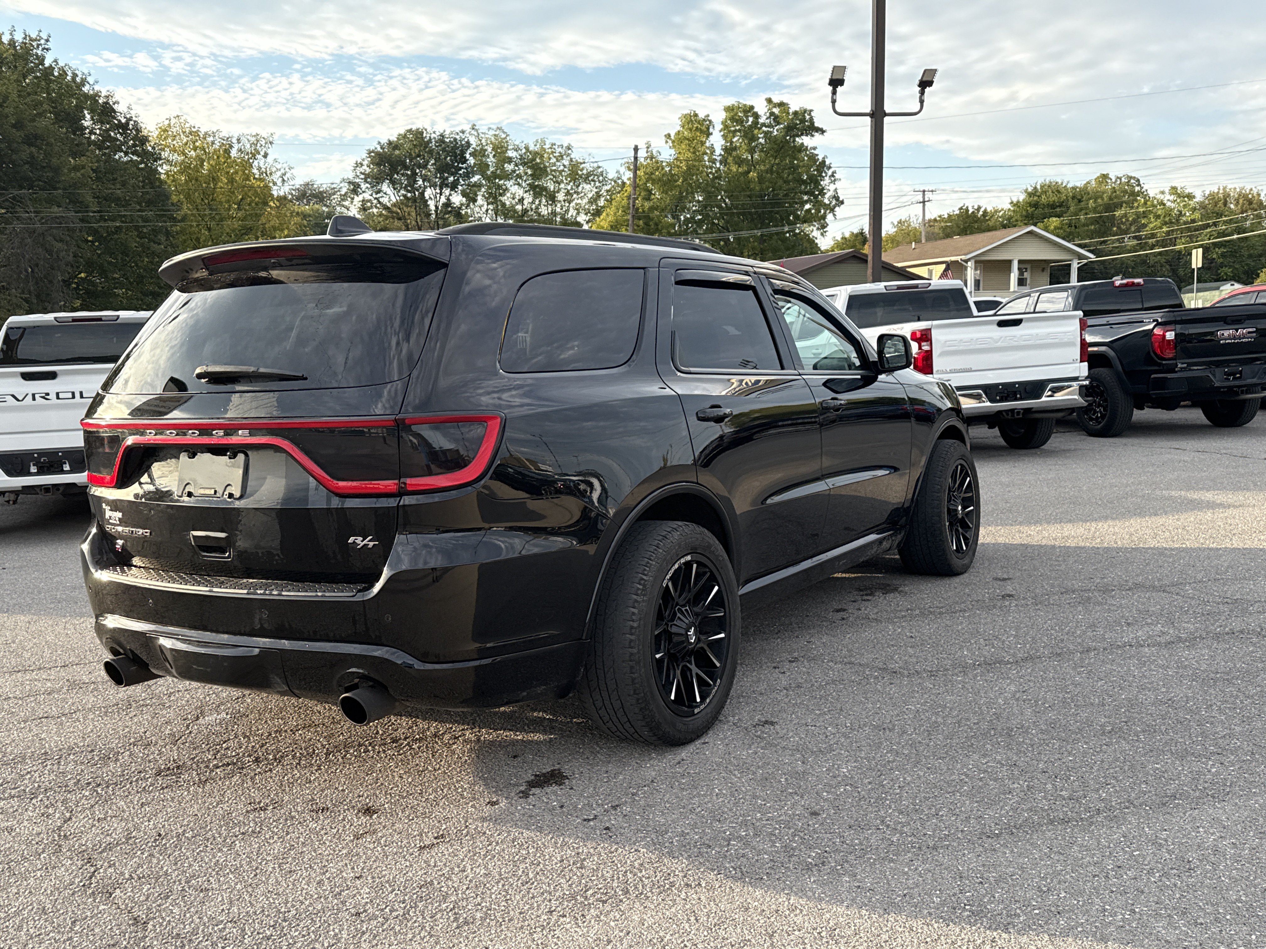 Used 2023 Dodge Durango R/T AWD/4WD image 3