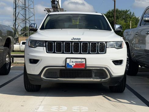 Used 2017 Jeep Grand Cherokee Limited w/ Trailer Tow Group IV AWD/4WD image 2