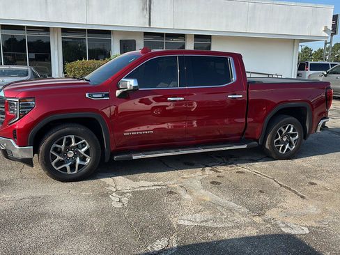 Used 2024 GMC Sierra 1500 SLT w/ SLT Premium Plus Package RWD image 4