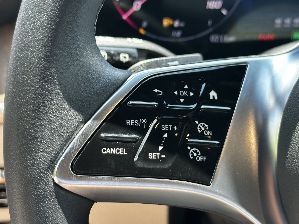 Certified 2025 Mercedes-Benz GLC 350e 4MATIC image 28