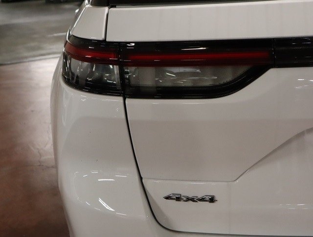 New 2023 Jeep Grand Cherokee Overland AWD/4WD image 24