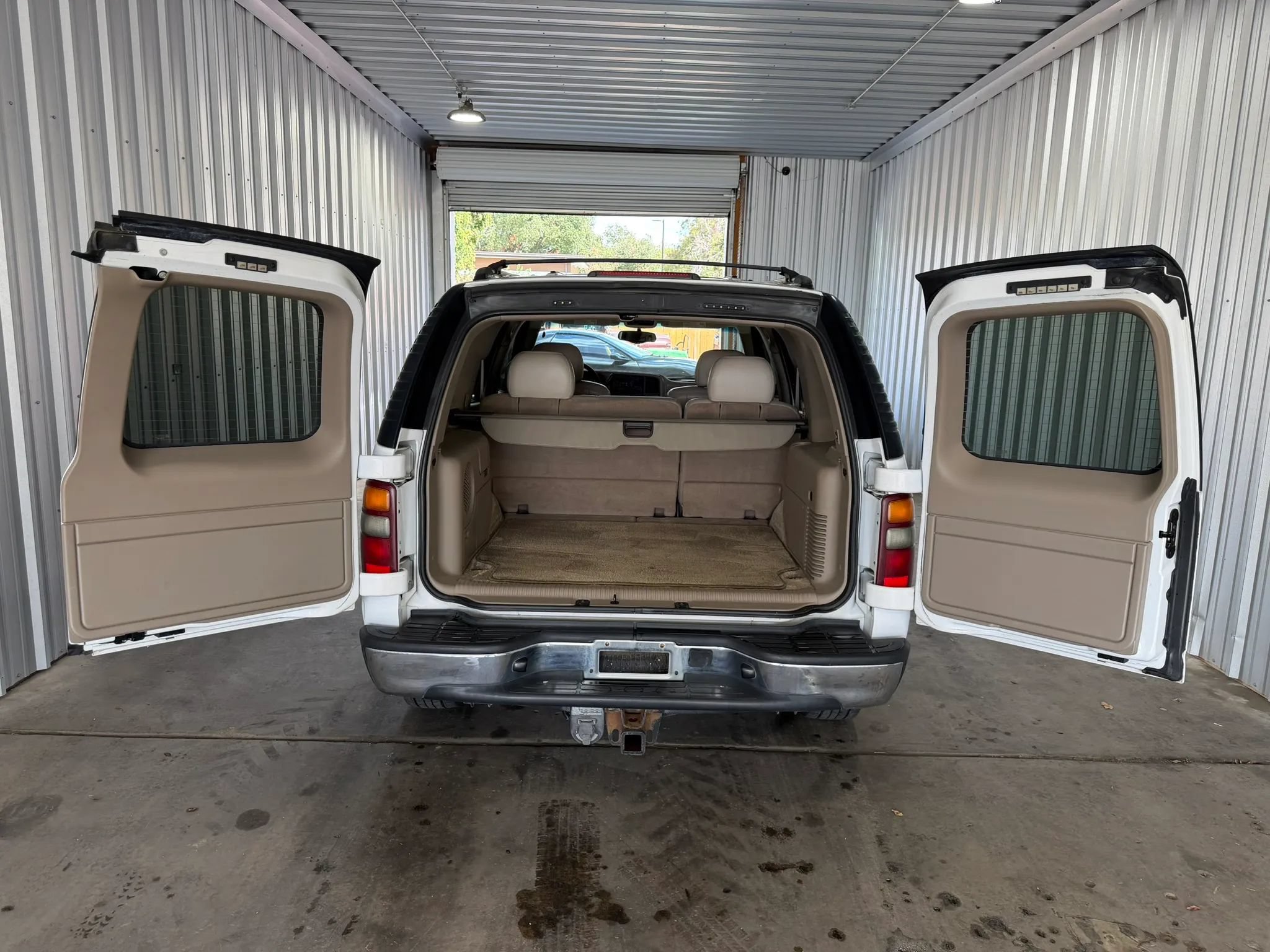 Used 2002 Chevrolet Tahoe LT RWD image 18