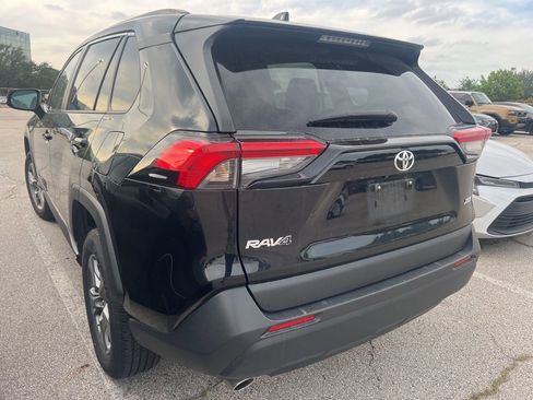 Used 2024 Toyota RAV4 XLE FWD image 6