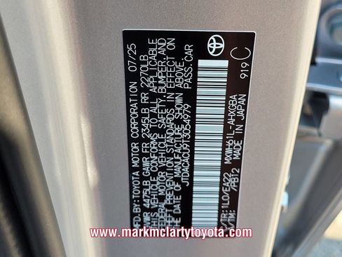 New 2026 Toyota Prius Plug-In Hybrid FWD image 5