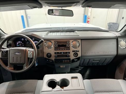 Used 2016 Ford F350 XLT image 10