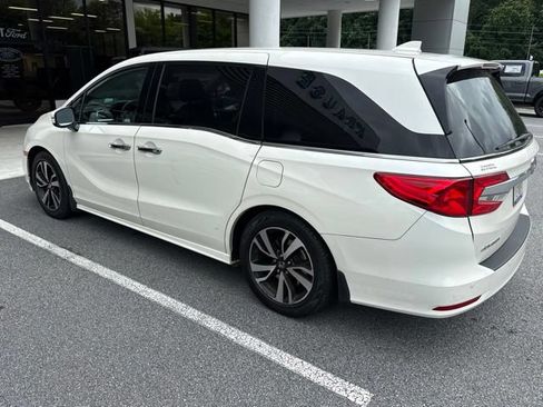 Used 2019 Honda Odyssey Elite image 4