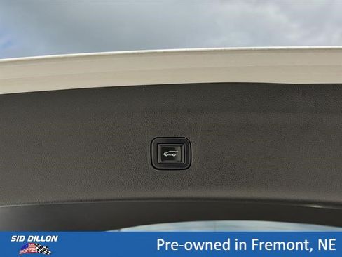Used 2021 Buick Enclave Avenir w/ Avenir Technology Package AWD/4WD image 7